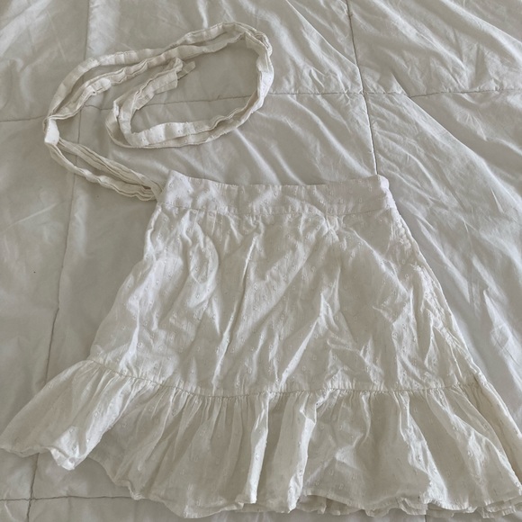 White eyelet ruffle tie skirt by Tularosa - Picture 3 of 4